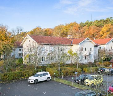 Drottningvägen 1 C - Photo 1