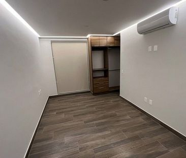 Departamento en Renta en Primer Piso Torre Metrópoli frente al Parq... - Photo 1