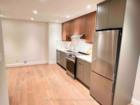 For Lease - 24 Sullivan Street Unit# 1, Toronto, Ontario - Photo 5