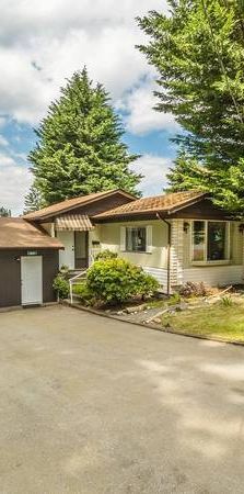 ENTIRE 3BR+1BA HOUSE WITH 23 X 23 ENCLOSED CARPORT - Photo 1