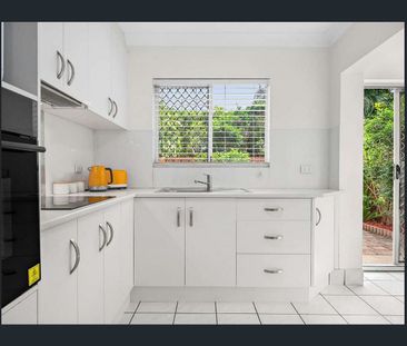 1/199 McLeod Street, Cairns North, Qld 4870 - Photo 6