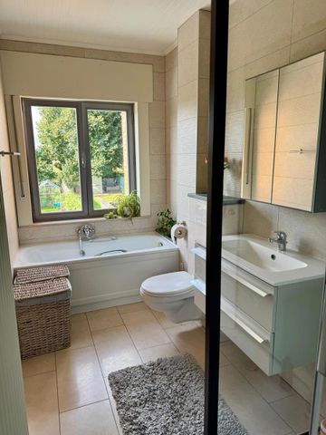 Gerenoveerde rijwoning te huur in Geraardsbergen - Photo 5