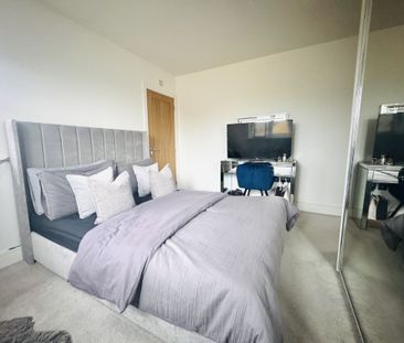 Valley Meadow, Bradford, Denholme - Photo 3