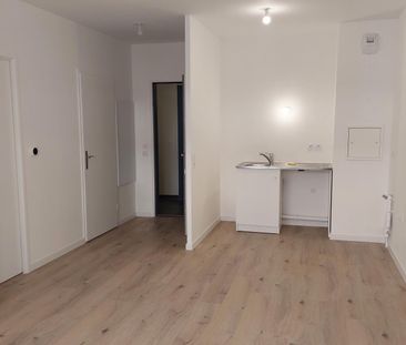 location Appartement T2 DE 39.95m² À MEAUX - Photo 1