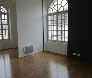 Location Appartement 1 pièce 36m² - Photo 2