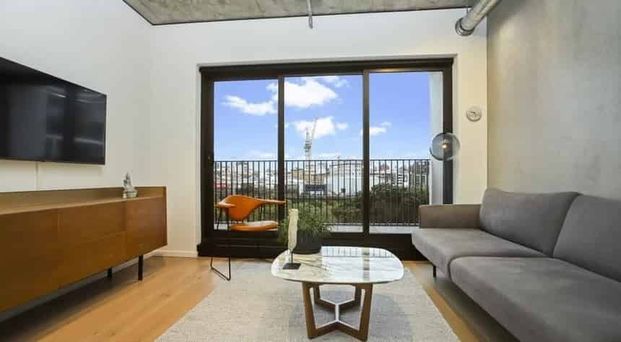 Spacious 2-Bedroom, 2-Bathroom Apartment in Eden Terrace – $820 per Week - Photo 1