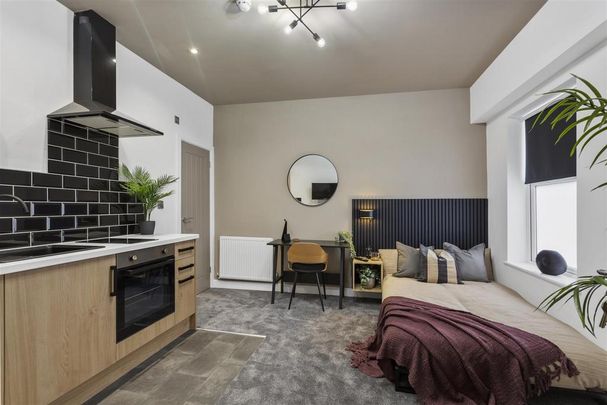 Studio to rent - Photo 1