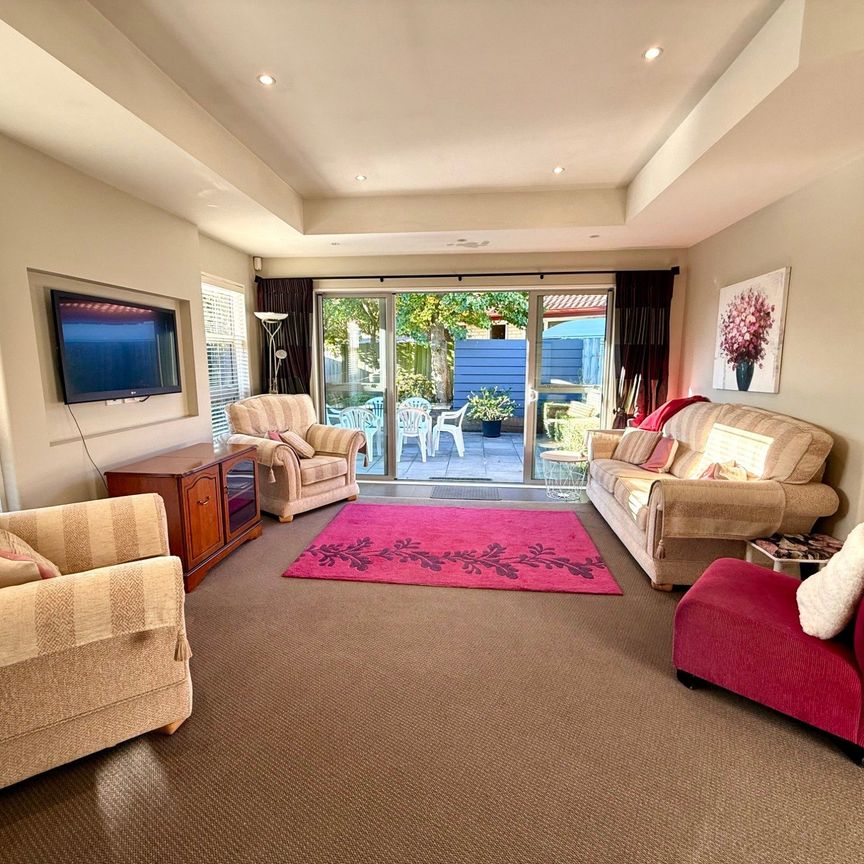 Aidanfield, 3 bedrooms - Photo 1
