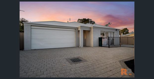 Walk your dog to the beach! - Photo 1