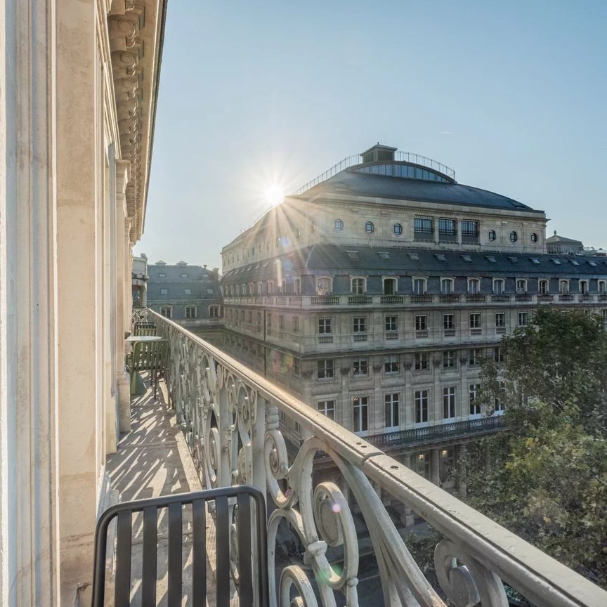 Rental Apartment Paris 1st Palais-Royal - Photo 1