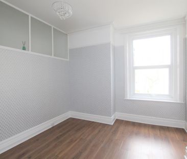 2 bed flat to rent in Wilton Road, Bexhill-On-Sea, TN40 - Photo 3