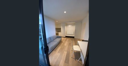 Empire Apartment 2 Bedrooms Furnished - Photo 3