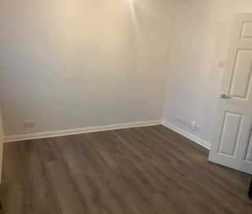 1 Bed Flat, South Street, RG1 - Photo 6