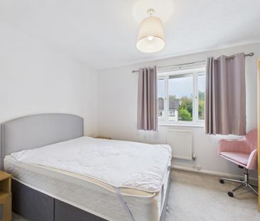 2 bedroom semi-detached house to rent - Photo 3
