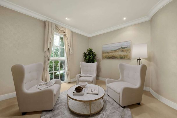A grand mansion house in a prestigious private road location a short drive from both Esher and Cobham, ideally located for the ACS International School. - Photo 1