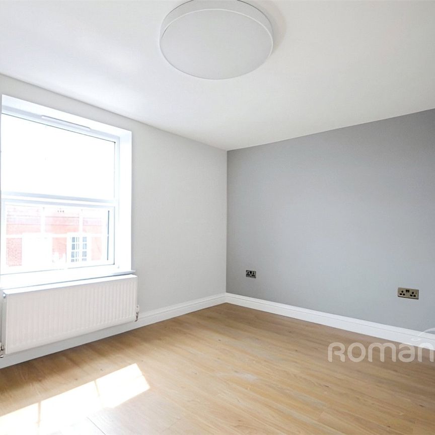 East Street, Farnham, Surrey, GU9 - Photo 1