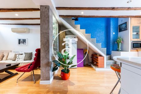 Monthly rental duplex with one bedroom suite, dressing room, and one bathroom in the center of Madrid. - Photo 4