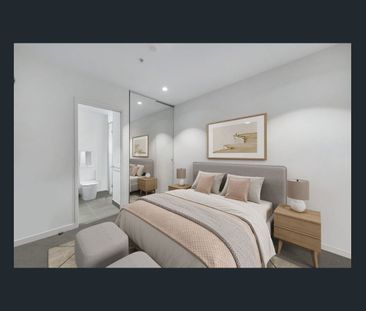 Stylish 2-Bedroom Apartment with Stunning Bay Views in Platinum Tower - Photo 4