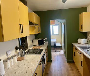 Room in a Shared House, Commercial Avenue, NG9 - Photo 2