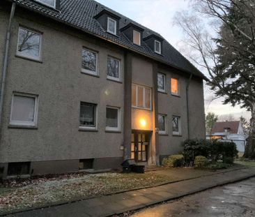 ~~Kleine 2,5 Zimmerwohnung im 1. Obergeschoss in Bünde Mitte !~~ - Photo 1