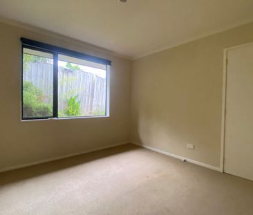 Greenhithe, 9 Louvain Place - Photo 1