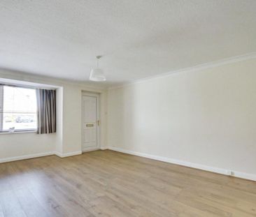 2 bedroom semi-detached house to rent - Photo 3