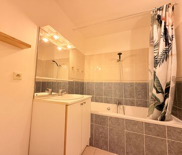 Location Appartement 2 pièces 48m² - Photo 5