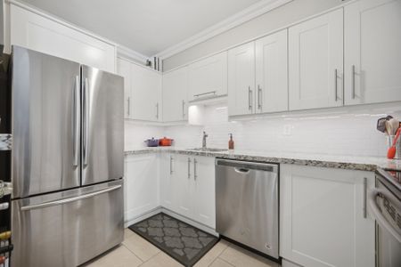 For Lease - 212 Kerr Street Unit# 904, Oakville, Ontario - Photo 4