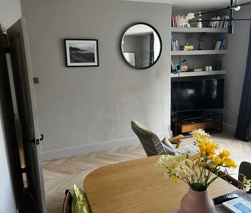 2 Bed Flat, Swan Road, SE16 - Photo 4