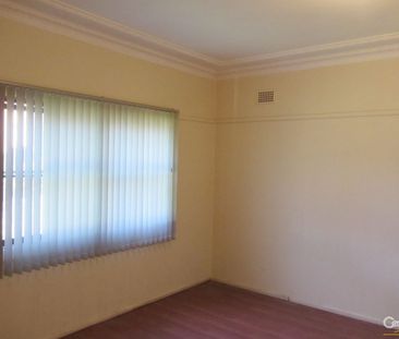 Exellent Location - Photo 5