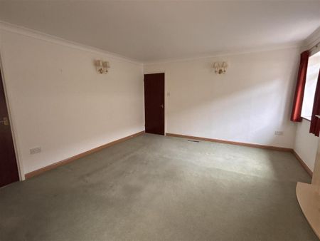 3 bedroom detached bungalow to rent - Photo 4