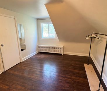 For Lease - 585 Byngmount Avenue Unit# Upper, Mississauga, Ontario - Photo 5