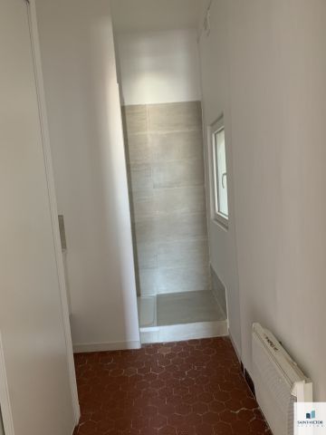 Location Appartement 2 pièces 49m² MARSEILLE 7ème - Photo 3