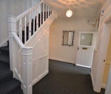 6 bed Detached House for Rent - Photo 6