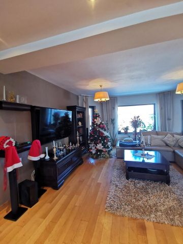 Inchirieri Case / vile Bucuresti - Fotografie 3