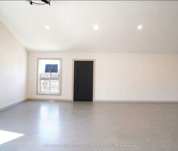 For Lease - 236 Simcoe Avenue, Georgina, Ontario - Photo 4