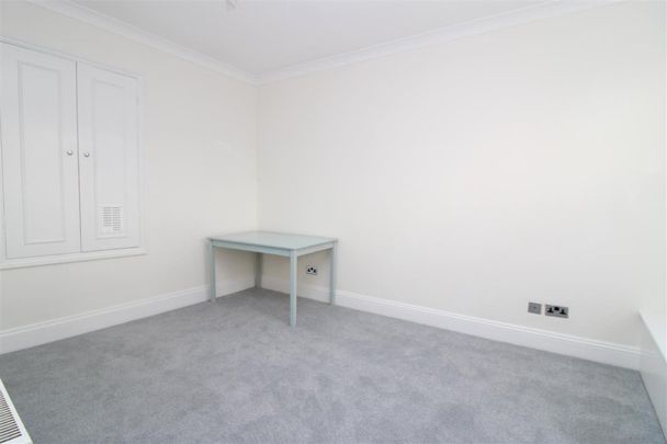 Victoria Road - Photo 1