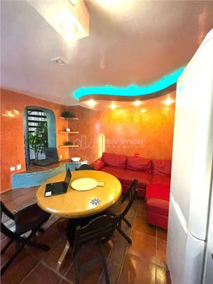 Armeneasca, Vila individuala, Curte comuna - Photo 1
