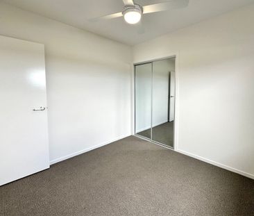 2/4 Goadsby Street, Cameron Park - Photo 3