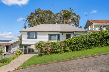 5 Jonathan St, Warners Bay, NSW, 2282 - Photo 3