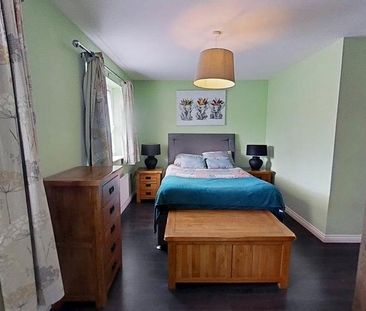3 bedroom semi-detached house to rent - Photo 5