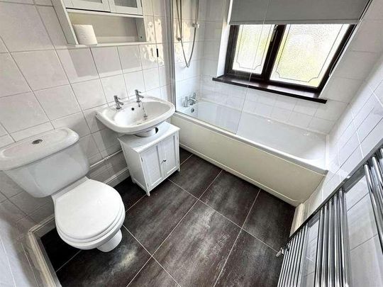 Broad Lane South, Wednesfield, WV11 - Photo 1