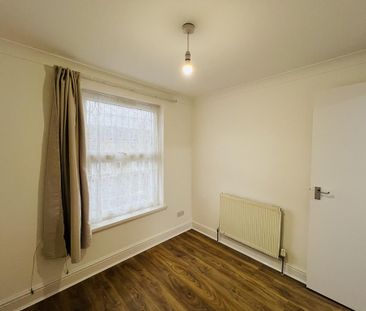 3 bedroom flat to rent - Photo 1
