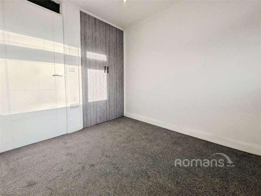 Crockhamwell Road, Woodley, Reading, Berkshire, RG5 - Photo 1