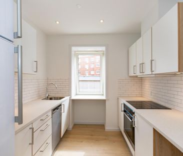 Ny renoveret 4 værelses lejlighed i Øgade kvarteret - Photo 6