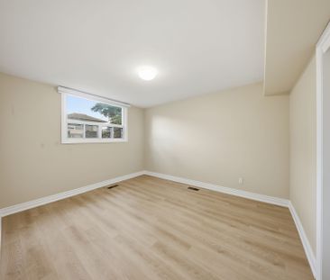 For Lease - 46 Samba Drive, Toronto, Ontario - Photo 2