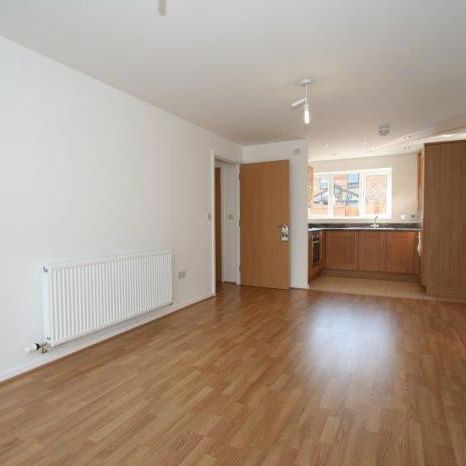 Lawrence Weaver Road, Cambridge, Cambridgeshire, CB3 0GX - Photo 1