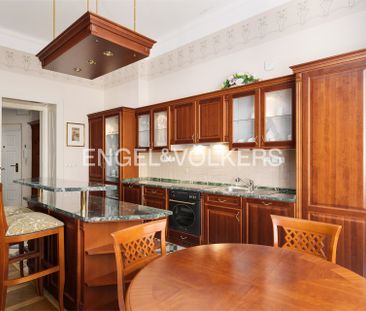 Apartment for rent, 2+kk - 1 bedroom, 70m - Photo 4
