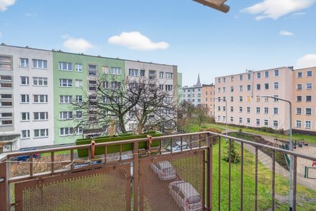 Jasne mieszkanie w świetnej lokalizacji — od zaraz - Photo 2