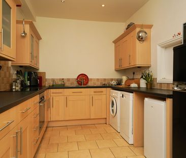 Flat 2, Douro House Douro Road, CHELTENHAM GL502PQ - Photo 6
